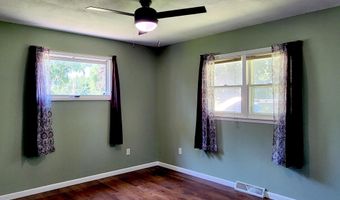 908 Westwood Dr SW, Alexandria, MN 56308