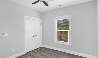 551 Park St, Batesburg, SC 29070