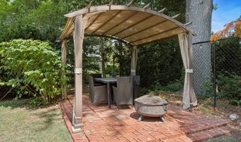 43 E HENRY St, Palmyra, NJ 08065