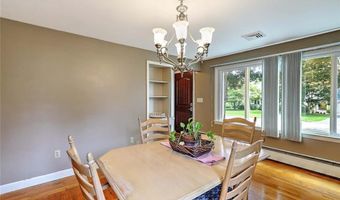 61 Reservoir Ave, Johnston, RI 02919