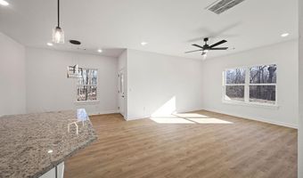 8 Epping Dr, Bella Vista, AR 72714