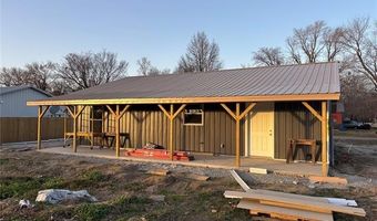 207 NE 2nd St, Adair, OK 74330