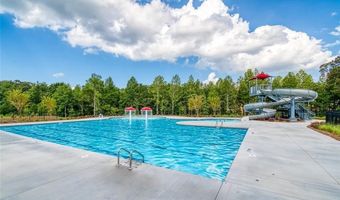 212 Station Overlook Dr, Auburn, GA 30011