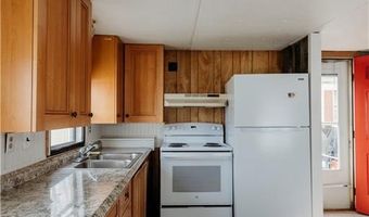 840 Forest Park Ave, Middletown, RI 02842