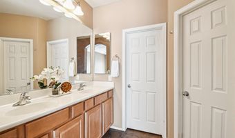 42424 N Gavilan Peak Pkwy 33104, Anthem, AZ 85086