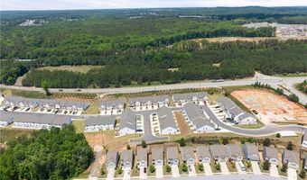 88 Auburn Crossing Dr, Auburn, GA 30011