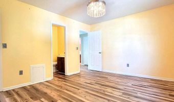 9 STONEY Dr, Dover, DE 19904