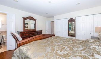 4926 KING DAVID Blvd, Annandale, VA 22003