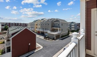 2109 MAIN LINE 102, Alexandria, VA 22301