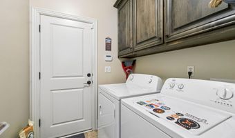 3579 Hawks Creek Dr, Apison, TN 37302