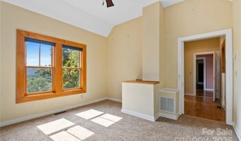 32 Delano Rd, Asheville, NC 28805