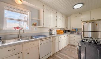 1112 W Merchant Ave, Artesia, NM 88210