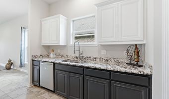 4792 Viola Farms Dr, Addis, LA 70710