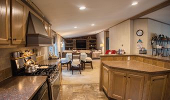 33 Blueberry Rd, Ossipee, NH 03814
