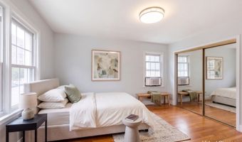 32 KELLY Pkwy, Bayonne, NJ 07002