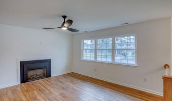 811 SUNSET Ter, Dover, DE 19904