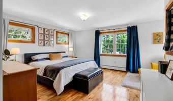 218 Donahue Rd, Barre, VT 05654