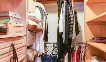 141 Eastwick Ct, Aberdeen, NJ 07747