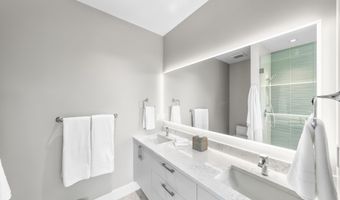 5499 Dune Dr, Avalon, NJ 08202