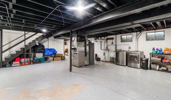 40233 N Lakeview Ave, Antioch, IL 60002