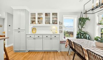 1108 Park St, Ashland, OR 97520