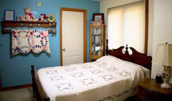 90 Dot Rd, Adairville, KY 42202