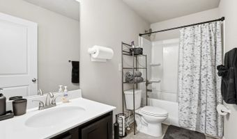 153 Auburn Crossing Dr, Auburn, GA 30011
