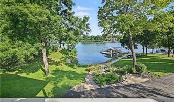 1066 Lake Viking Ter, Altamont, MO 64620