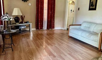 2540 Crescent Dr, Albany, GA 31705
