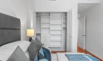 300 W Beech St 1909, San Diego, CA 92101