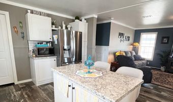 858 S Robert Ave, Avon Park, FL 33825