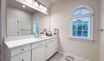 41523 CROSS CANTER Dr, Aldie, VA 20105