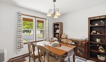 39576 N PETITE Pass, Antioch, IL 60002