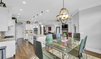 498 Double Bridge Rd, Boiling Springs, SC 29316