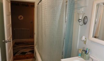 18 Webster St, Barre, VT 05641
