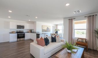 15858 S Hillcrest Rd, Arizona City, AZ 85123