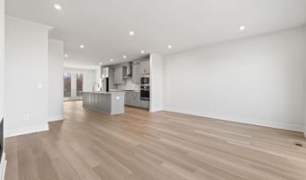 42111 SHINING STAR Sq, Ashburn, VA 20148