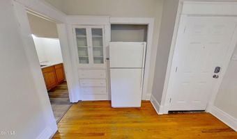 568 Park Ave Apt 1, Albany, NY 12208