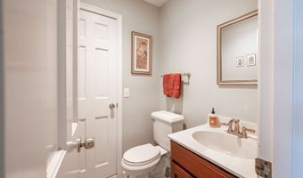 7 S Ridge Rd, Brookfield, CT 06804