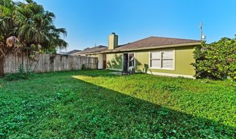 62 W 13TH St, Atlantic Beach, FL 32233