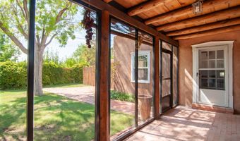 929 AVENIDA ESTRELLITA NE, Albuquerque, NM 87110