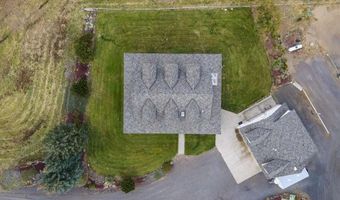 24585 Dodds Rd, Bend, OR 97701