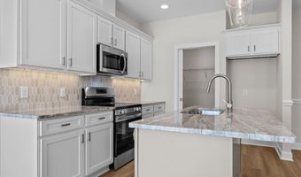 333 Mangrove Ct, Ayden, NC 28513