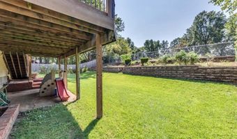 292 Brightfield Dr, Ballwin, MO 63021