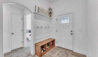 6103 NW Hoover St, Bentonville, AR 72713