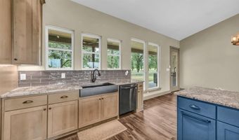 990 Doss Rd, Millsap, TX 76066