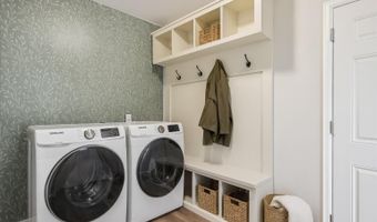 1130 Quari St, Aurora, CO 80011