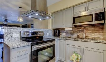 5820 43RD Ter N 1406, St. Petersburg, FL 33709