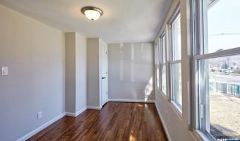 6 Levitt Ave, Bergenfield, NJ 07621