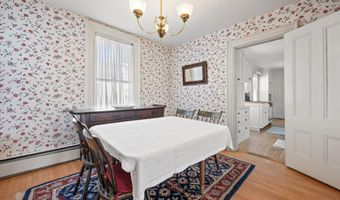 89 Parkview Ave, Bangor, ME 04401
